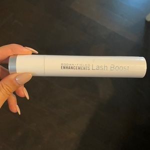 Unboxed Rodan+Fields lash boost